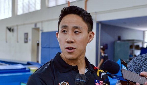 Jurulatih kebangsaan, Ooi Tze Liang di Pusat Akuatik Nasional /Foto BERNAMA