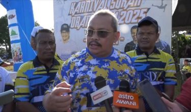 Tan Sri Dzulkifli Ahmad ditemui media selepas majlis perasmian Karnival Sukan Orang Kita 2025