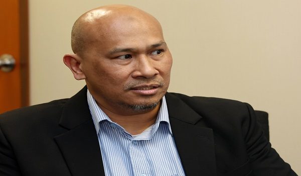 PUTRAJAYA, 30 Mac -- Ketua Ahli Ekonomi Bank Muamalat Malaysia Bhd Dr Mohd Afzanizam Abdul Rashid ketika ditemubual oleh Bernama baru baru ini berkata ketidaktentuan ekonomi semasa memberi kesan terhadap pola perbelanjaan rakyat Malaysia dalam musim perayaan, dengan pengguna cenderung lebih berhati-hati meskipun keadaan ekonomi negara berada dalam landasan yang baik.

--fotoBERNAMA (2025) HAK CIPTA TERPELIHARA