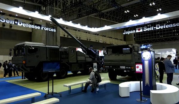 Pameran peralatan ketenteraan Jepun/ REUTERS