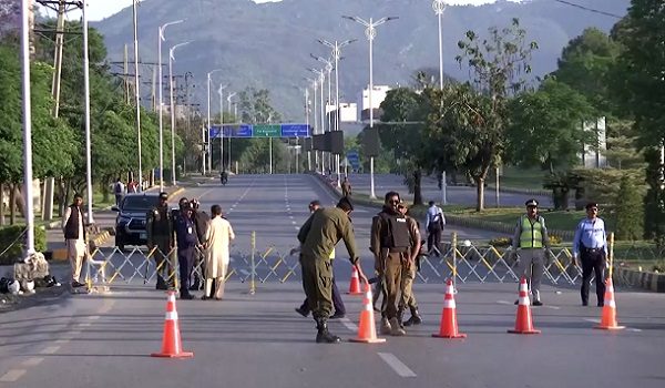 Kawalan keselamatan menjelang rundingan AS-Iran di Pakistan/ REUTERS
