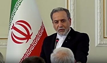 2105 LNR IRAN SEDIA LAWAN