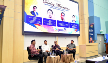 2105 DIALOG MADANI