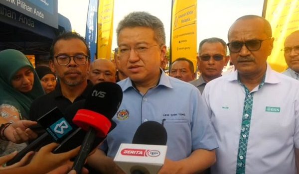 Liew Chin Tong berkata kerajaan sentiasa berusaha menambah baik akses kepada kemudahan mikro kredit