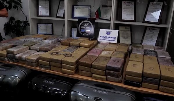 206 kilogram kokain ditemukan dalam sebuah kenderaan yang membawa seorang warga Republik Demokratik Congo di sempadan Turkiye/ REUTERS