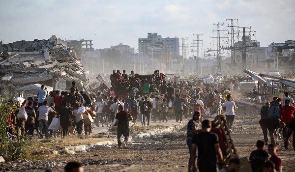 Lokasi agihan bantuan berhampiran Kem Pelarian Nusseirat/ Foto AFP