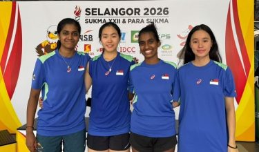 2108 SKN SUKMA SKUASY WANITA