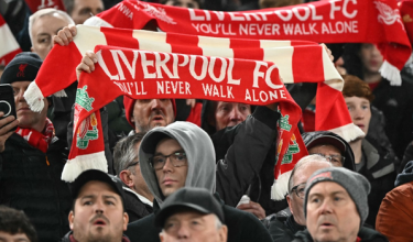 Penyokong Liverpool pada perlawanan menentang Villarreal/ AFP
