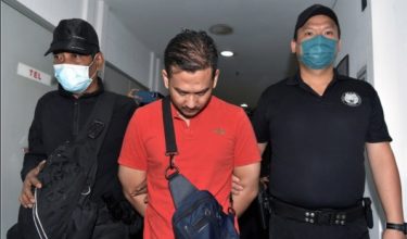 Izzat didakwa menyebabkan kematian isterinya Nurul Qurraisyia Zulkafli, 33, pada 14 Dis 2023 lalu/FOTO BERNAMA