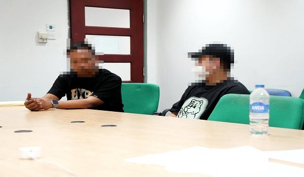 2201 JNY IMIGRESEN TAHAN SINDIKET PASPORT