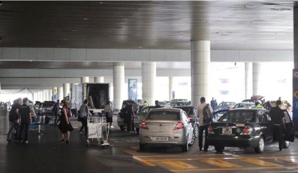 Aktiviti 'ulat teksi' di KLIA mencemarkan imej negara/BERNAMA