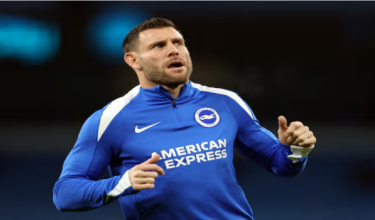 Pemain veteran England, James Milner/ REUTERS