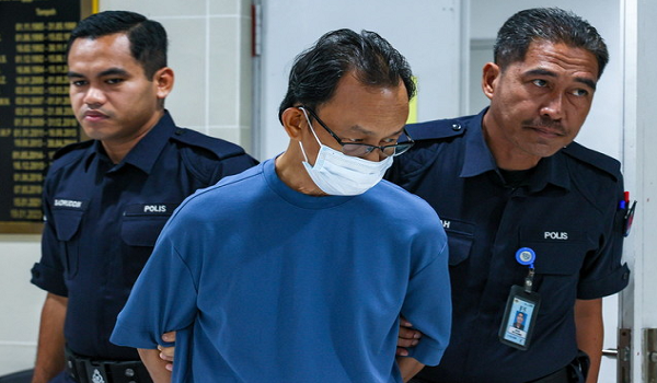 Bekas penolong jurulatih boling, Mat Salleh Jalani, 62, yang didapati bersalah melakukan amang seksual fizikal terhadap seorang atlet Sukan Malaysia (SUKMA) terpaksa meringkuk di penjara selepas Mahkamah Tinggi memerintahkannya menjalani hukuman itu bermula hari ini / BERNAMA
