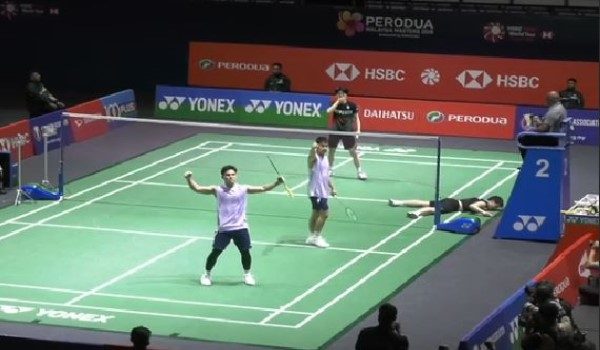 Izzuddin Rumsani berjaya melangkah ke separuh akhir Kejohanan 
Malaysia Masters 2026 - RTM