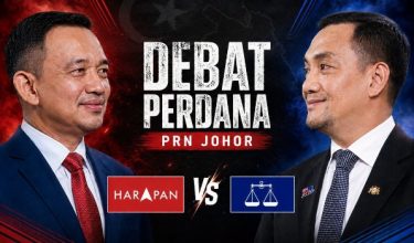 Bekas Menteri Pendidikan Dr Maszlee Malik (kiri) dan Menteri Besar Johor (kanan)