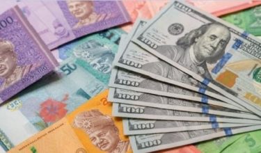Pada 6 petang, ringgit meningkat kepada 4.0730/0775 berbanding dolar AS daripada 4.0755/4.0800 semasa ditutup pada Isnin/ Foto BERNAMA