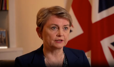 Yvette Cooper / Foto REUTERS