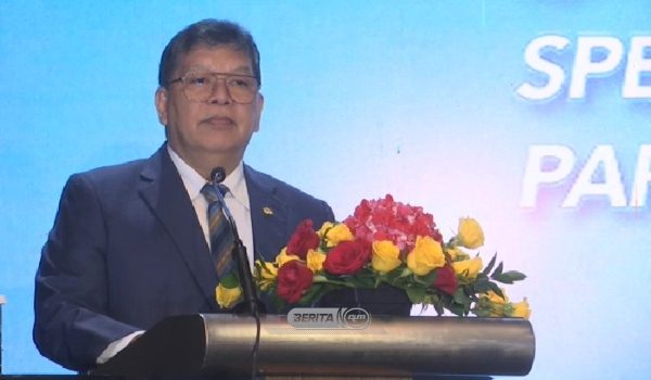 Tan Sri Dr Johari Abdul