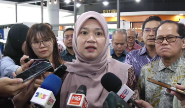 Menteri Pendidikan, Fadhlina Sidek