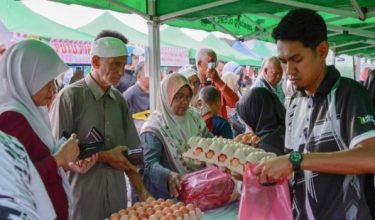 Program Jualan Agro MADANI Mega 2026 bagi membantu rakyat mendapatkan barangan segar pada harga berpatutan/Foto Bernama