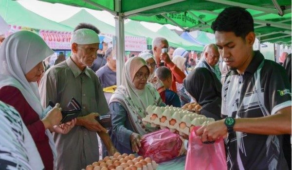 Program Jualan Agro MADANI Mega 2026 bagi membantu rakyat mendapatkan barangan segar pada harga berpatutan/Foto Bernama