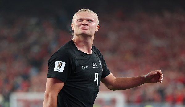 EAST RUTHERFORD, NEW JERSEY - JUNE 22: Erling Haaland #9 of Norway celebrates scoring his team's third goal during the FIFA World Cup 2026 Group I match between Norway and Senegal at New York New Jersey Stadium on June 22, 2026 in East Rutherford, New Jersey.   Al Bello/Getty Images/AFP (Photo by AL BELLO / GETTY IMAGES NORTH AMERICA / Getty Images via AFP)