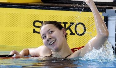 Atlet Selangor , Eliza Tan Ai Shen memenangi Emas dalam acara 100 Meter Gaya Bebas Wanita dengan catatan masa 56.78/Foto BERNAMA
