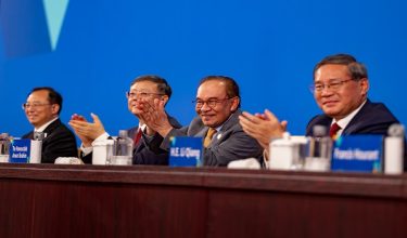 YAB Perdana Menteri, Dato' Seri Anwar Ibrahim menyaksikan secara langsung perarakan Kontinjen Malaysia pada Majlis Perasmian Pertandingan Kemahiran Dunia (WorldSkills Competition) Shanghai 2026, malam tadi atas jemputan Premier Li Qiang semasa lawatan rasmi ke Republik Rakyat China. 22 September 2026. AFIQ HAMBALI/Pejabat Perdana Menteri.

NO SALES; NO ARCHIVE; RESTRICTED TO EDITORIAL USE ONLY. NOTE TO EDITORS: These handout photographs are provided solely for editorial reporting purposes and may be used only for the contemporaneous illustration of the events, subjects, individuals depicted, or facts referenced in the accompanying caption. Any further reuse may require additional permission. The photographs may not be archived, stored, retained, or otherwise kept for future use beyond the permitted contemporaneous editorial use. Any subsequent use, reproduction, publication, distribution, or archival retention requires prior permission. MANDATORY CREDIT - Afiq Hambali/ Prime Minister’s Office of Malaysia.