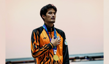 Atlet e-sukan negara Taj Izrin Aiman Taj Madira menghadiahkan pingat emas kedua buat Malaysia dalam saingan Gran Turismo 7 (GT7) pada Sukan Asia Aichi-Nagoya 2026 di Aichi Sky Expo hari ini/ Bernama