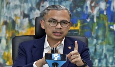 Menteri Komunikasi Datuk Fahmi Fadzil/ BERNAMA