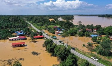 Jumlah penduduk terjejas turun kepada 194 orang daripada 58 keluarga pagi ini/ Foto BERNAMA