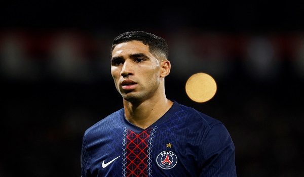 FILE PHOTO: Soccer Football - UEFA Champions League - Paris St Germain v Atalanta - Parc des Princes, Paris, France - September 17, 2025 Paris St Germain's Achraf Hakimi REUTERS/Stephanie Lecocq/File Photo