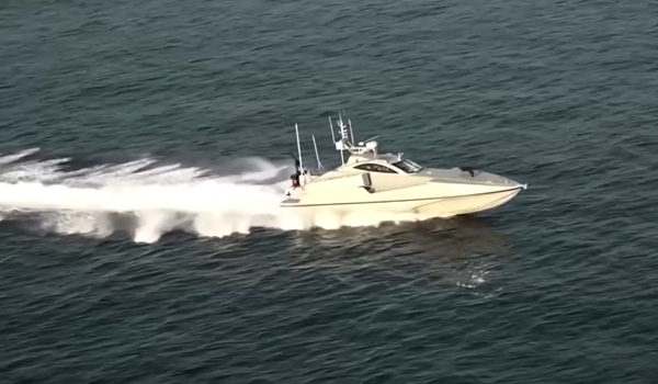 2404 LNR IRAN SPEED BOAT TRUMP