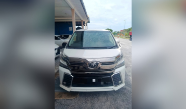 Kenderaan MPV yang disita Jabatan Pengangkutan Jalan (JPJ) Kedah.