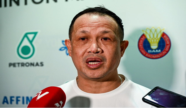 Pengarah Kejurulatihan Beregu Negara Rexy Mainaky