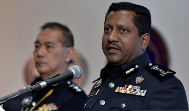 Ketua Polis Selangor, Datuk Hussein Omar Khan