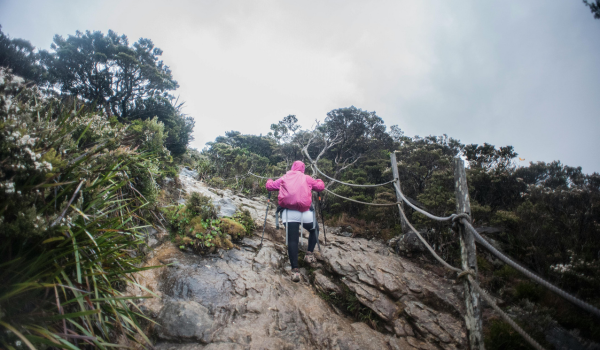 2408_HIKING_CHALLENGE