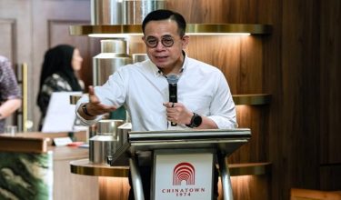 KUALA LUMPUR, 24 Sept - Menteri Pembangunan Usahawan dan Koperasi (KUSKOP) Steven Sim Chee Keong menyampaikan ucapan pada sesi Lawatan Rasmi Menteri KUSKOP ke ChinaTown 1974 (Tunas Utama) hari ini. - fotoBERNAMA (2026) HAK CIPTA TERPELIHARA