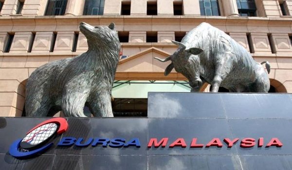 Pada 9.10 pagi, FBM KLCI susut 1.31 mata kepada 1,675.33 daripada 1,676.64 ketika ditutup pada Selasa/ Foto BERNAMA