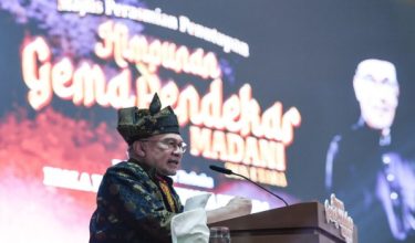 Perdana Menteri, Datuk Seri Anwar Ibrahim
menyampaikan ucapan perasmian pada Majlis Perasmian Penutupan Himpunan Gema Pendekar MADANI Zon Utara di Sungai Petani, malam tadi.