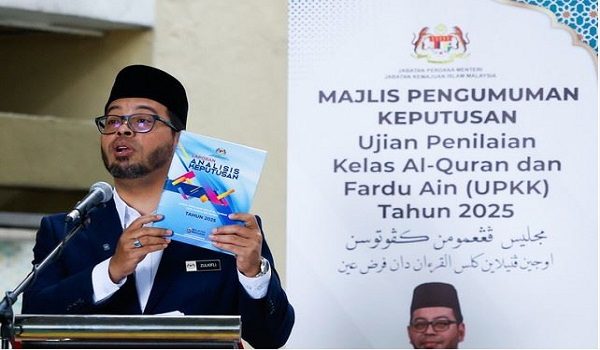 Menteri di Jabatan Perdana Menteri (Hal Ehwal Agama) Dr Zulkifli Hasan /BERNAMA