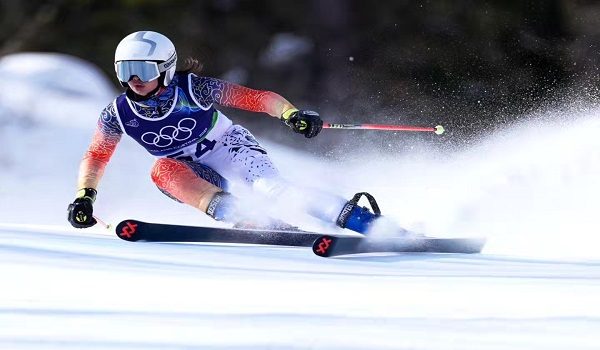 Atlet ski alpine negara Aruwin Salehhuddin ketika beraksi acara slalom wanita di temasya Sukan Olimpik Musim Sejuk Milano Cortina 2026 di Itali. Foto FB Aruwin Salehhuddin