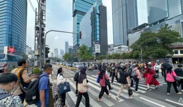 2503 JAKARTA PEOPLE