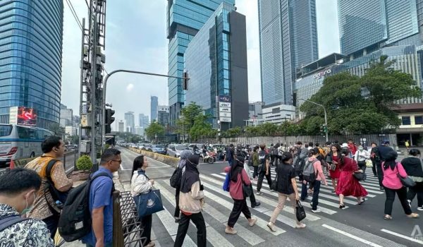 2503 JAKARTA PEOPLE
