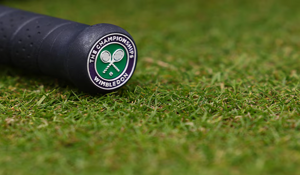2506-SKN- TENIS- WIMBLEDON- PROTES