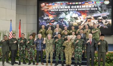 Majlis perasmian Super Garuda Shield 2025 berlangsung di Kolej Komando dan Staf Tentera Laut, Jakarta / Foto AFP