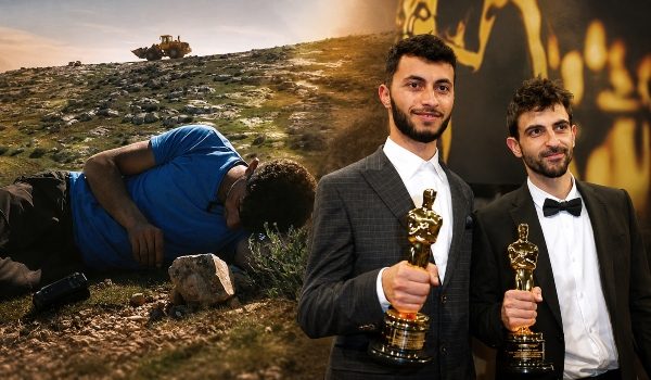 Basel Adra dan Yuval Abraham, pengarah bersama dokumentari No Other Land, memegang trofi Oscar selepas filem itu memenangi kategori Dokumentari Terbaik pada Anugerah Akademi ke-97 di Los Angeles pada Mac 2025