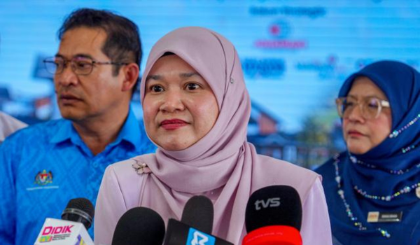 Datuk Seri Fadhlina Sidek/ BERNAMA