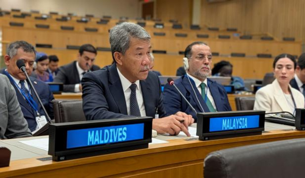 Menteri Luar Datuk Seri Mohamad Hasan/ BERNAMA
