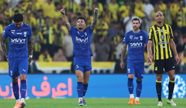 Penyerang Al Hilal, Marcos Leonardo meraikan gol kedua pasukan berkenaan ketika menentang Al Ittihad/FOTO /www.spl.com.sa